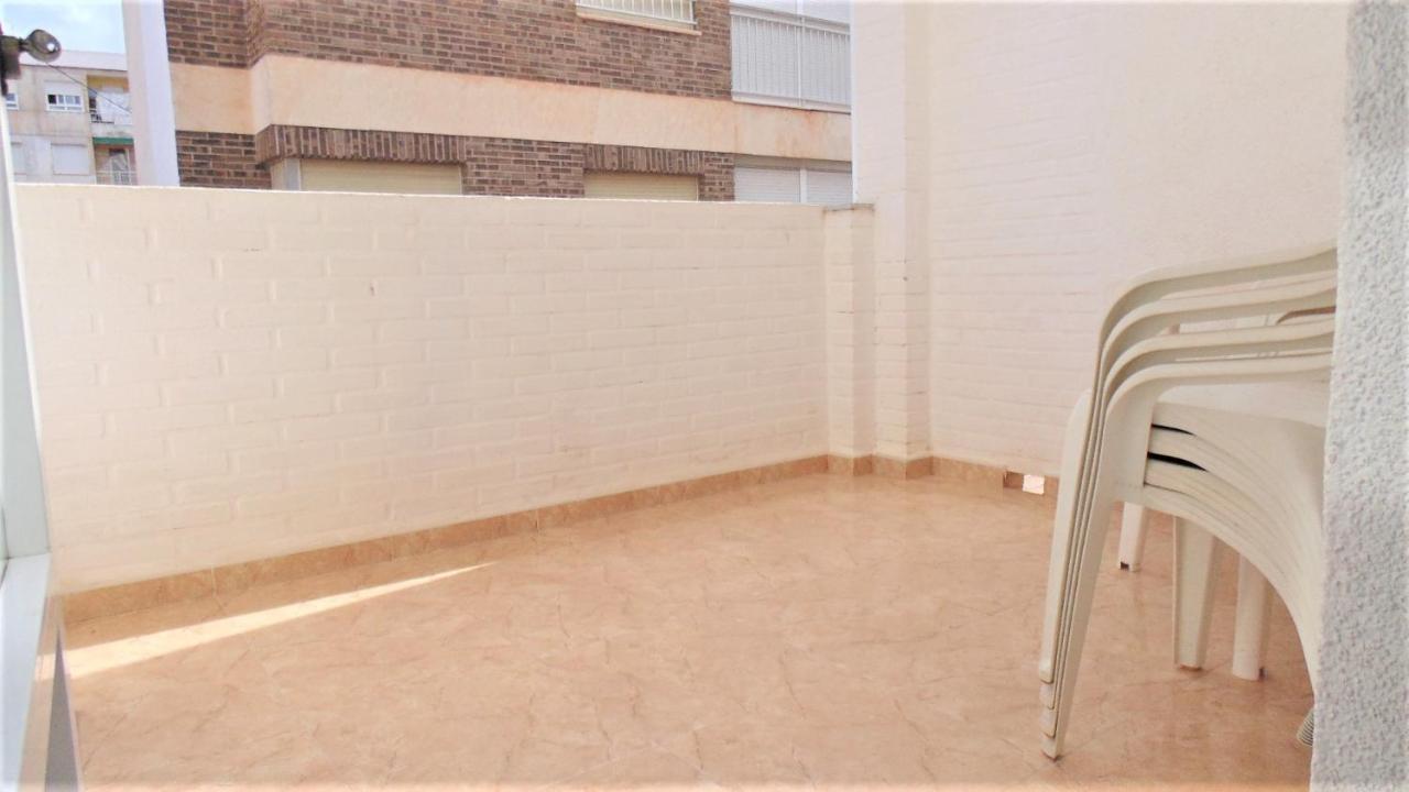 Heraclio. Atico A 150M Del Mar Torrevieja Exteriör bild