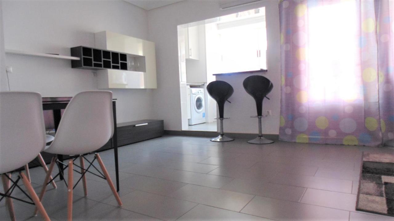 Heraclio. Atico A 150M Del Mar Torrevieja Exteriör bild